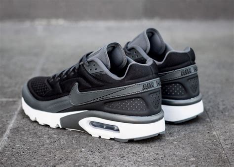 Zwarte Nike Air Max Classic online kopen 